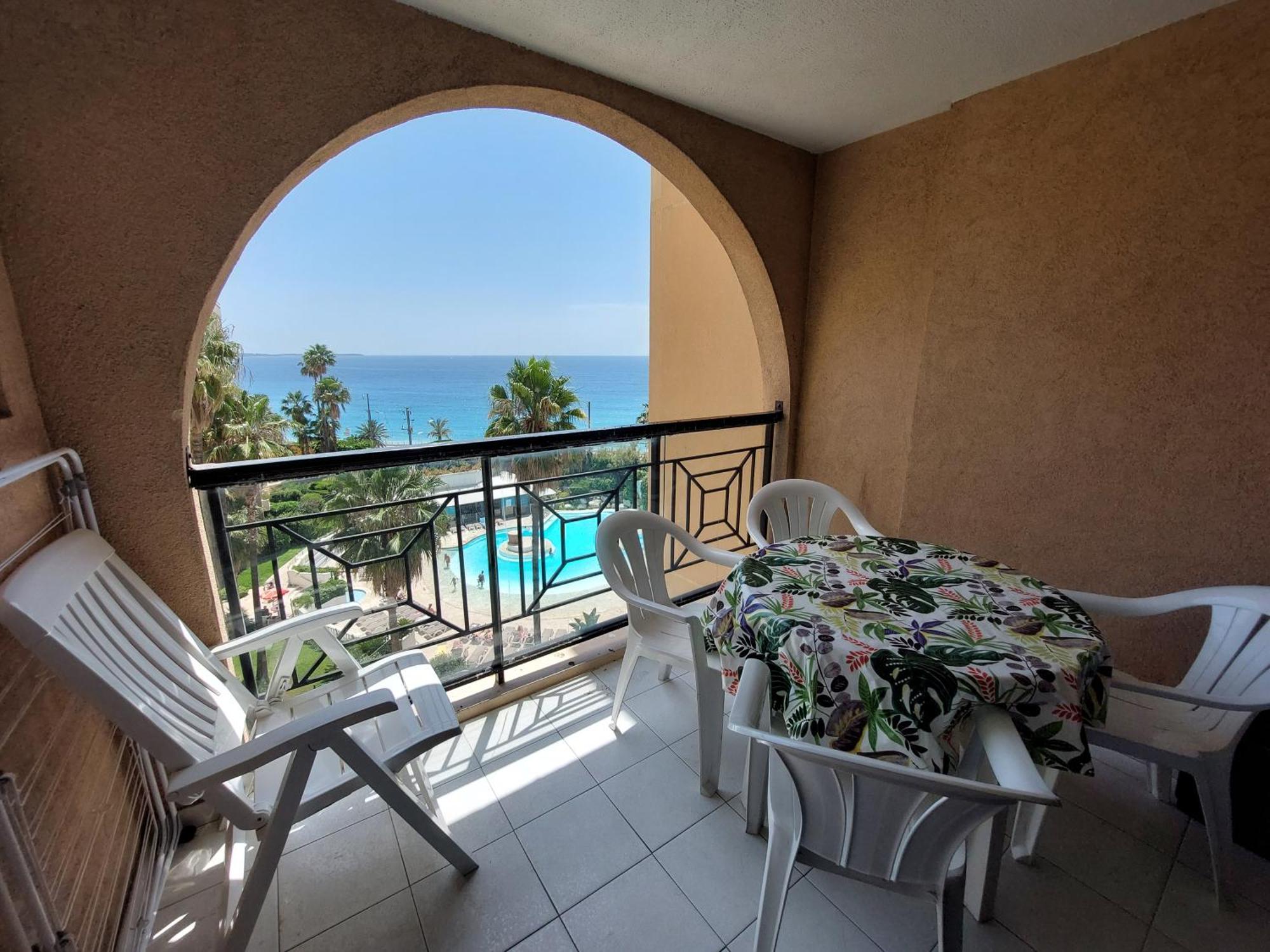 CASA MORENA - PrOCHE DES PLAGES - VUE MER Cannes Exterior foto